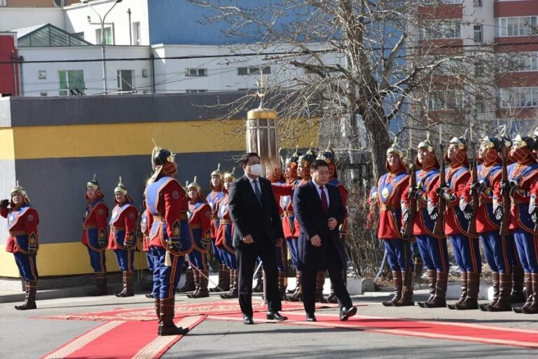 МОНГОЛ УЛСЫН ЕРӨНХИЙ САЙД Л.ОЮУН-ЭРДЭНЭ БАТЛАН ХАМГААЛАХ ЯАМАНД АЖИЛЛАЛАА МОНГОЛ УЛСЫН ЕРӨНХИЙ САЙД Л.ОЮУН-ЭРДЭНЭ БАТЛАН ХАМГААЛАХ ЯАМАНД АЖИЛЛАЛАА