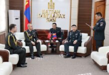 БНТУ-ын Батлан хамгаалахын атташе хурандаа Тамир Акканыг “Олон улсын цэргийн хамтын ажиллагааны төлөө” тэмдгээр шагналаа