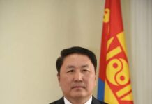 Батлан хамгаалах салбарын гурван хуулийн төслийг өргөн мэдүүллээ