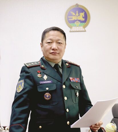 С.Ганбямба: 2021 ОНД БАТЛАН ХАМГААЛАХЫН ЭРХ ЗҮЙН ШИНЭЧЛЭЛИЙГ ЭРЧИМЖҮҮЛНЭ