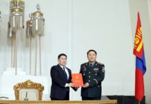 БАТЛАН ХАМГААЛАХЫН САЙД Г.САЙХАНБАЯРТ ТӨРИЙН ТАМГЫГ ГАРДУУЛЛАА