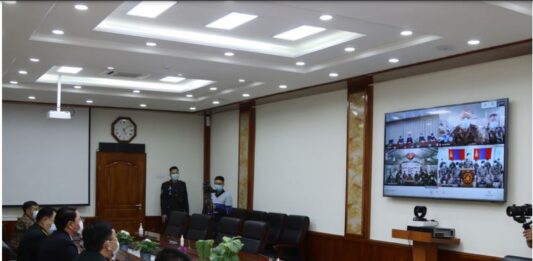 БАТЛАН ХАМГААЛАХЫН САЙД ЭНХИЙГ САХИУЛАГЧИДТАЙ ЦАХИМ УУЛЗАЛТ ХИЙВ