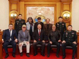 ХАРАНГА ХАМТЛАГИЙН УРАН БҮТЭЭЛЧДИЙГ ХҮЛЭЭН АВЛАА