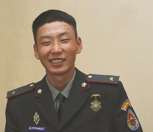 Д.Ууганбат: КИБЕР ОРОН ЗАЙД АЖИЛЛАДАГ МЭРГЭЖИЛТНҮҮДИЙН ЭРЭЛТ ХЭРЭГЦЭЭ УЛАМ НЭМЭГДЭЖ БАЙНА