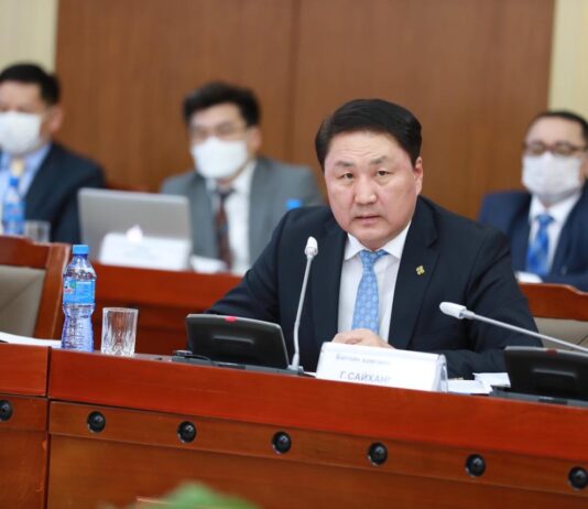 БАТЛАН ХАМГААЛАХ САЛБАРЫНХАН ХУВИЙН АВТОМАШИНААС ТАТГАЛЗЛАА