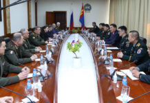 ОХУ-ЫН ЗХЖШ-ЫН ДАРГЫГ ХҮЛЭЭН АВЧ УУЛЗАВ