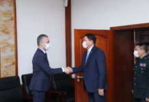 БАТЛАН ХАМГААЛАХЫН САЙД Г.САЙХАНБАЯР БҮГД НАЙРАМДАХ ТУРК УЛСААС МОНГОЛ УЛСАД СУУГАА ОНЦ БӨГӨӨД БҮРЭН ЭРХТ ЭЛЧИН САЙД ЗАФЕР АТАШИЙГ ХҮЛЭЭН АВЧ УУЛЗАВ