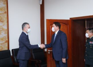 БАТЛАН ХАМГААЛАХЫН САЙД Г.САЙХАНБАЯР БҮГД НАЙРАМДАХ ТУРК УЛСААС МОНГОЛ УЛСАД СУУГАА ОНЦ БӨГӨӨД БҮРЭН ЭРХТ ЭЛЧИН САЙД ЗАФЕР АТАШИЙГ ХҮЛЭЭН АВЧ УУЛЗАВ