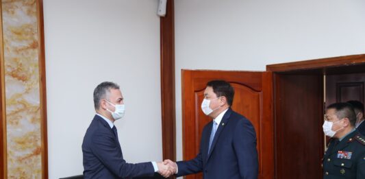 БАТЛАН ХАМГААЛАХЫН САЙД Г.САЙХАНБАЯР БҮГД НАЙРАМДАХ ТУРК УЛСААС МОНГОЛ УЛСАД СУУГАА ОНЦ БӨГӨӨД БҮРЭН ЭРХТ ЭЛЧИН САЙД ЗАФЕР АТАШИЙГ ХҮЛЭЭН АВЧ УУЛЗАВ