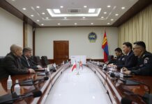 БҮГД НАЙРАМДАХ ПОЛЬШ УЛСААС МОНГОЛ УЛСАД СУУГАА ОНЦ БӨГӨӨД БҮРЭН ЭРХТ ЭЛЧИН САЙД КШИШТОФ БОЙКОГ ХҮЛЭЭН АВЧ УУЛЗАВ