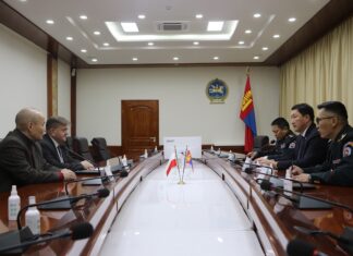 БҮГД НАЙРАМДАХ ПОЛЬШ УЛСААС МОНГОЛ УЛСАД СУУГАА ОНЦ БӨГӨӨД БҮРЭН ЭРХТ ЭЛЧИН САЙД КШИШТОФ БОЙКОГ ХҮЛЭЭН АВЧ УУЛЗАВ