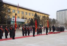 БАЙЛДААНЫ ТУГ ГАРДУУЛАН ӨГӨХ ЁСЛОЛЫН АЖИЛЛАГАА БОЛЛОО