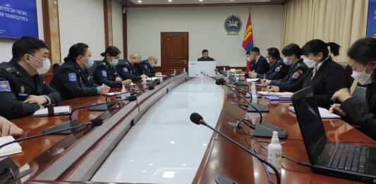 БАТЛАН ХАМГААЛАХ САЛБАРТ ШИНЭЭР БАРИГДСАН БОЛОН ИХ ЗАСВАР ХИЙГДСЭН БАРИЛГА, БАЙГУУЛАМЖИЙГ ХҮЛЭЭН АВЧ, АШИГЛАЛТАД ОРУУЛАХ КОМИССЫН БҮРЭЛДЭХҮҮН ХУРАЛДАВ