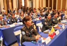 ДЭЛХИЙН ЭНХИЙГ САХИУЛАГЧ БҮСГҮЙЧҮҮД ЧУУЛЖ БАЙНА