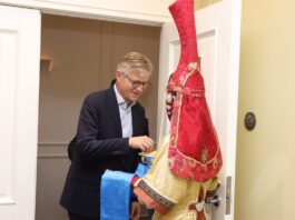 НҮБ-ЫН ЕРӨНХИЙ НАРИЙН БИЧГИЙН ДАРГЫН ЭНХИЙН АЖИЛЛАГАА ХАРИУЦСАН ОРЛОГЧ Ж.П.ЛАКРУА МОНГОЛ УЛСАД ХҮРЭЛЦЭН ИРЛЭЭ