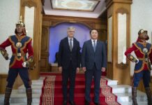 НҮБ-ЫН ЕРӨНХИЙ НАРИЙН БИЧГИЙН ДАРГЫН ЭНХИЙН АЖИЛЛАГАА ХАРИУЦСАН ОРЛОГЧ ЖИАН ПЬЕР ЛАКРУАГ ХҮЛЭЭН АВЧ УУЛЗАВ