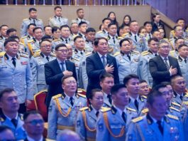 МОНГОЛ УЛСЫН ЗЭВСЭГТ ХҮЧИН ХОЁР ДАХЬ ЗУУНЫХАА ТҮҮХИЙГ БИЧИЖ БАЙНА