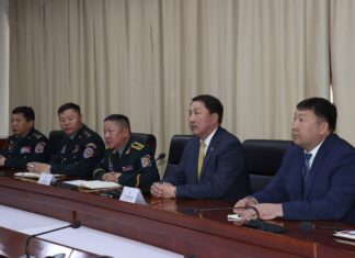 ХИЛИЙН ЧАНАДАД ҮҮРЭГ ГҮЙЦЭТГЭЖ БУЙ ЦЭНХЭР ДУУЛГАТНУУДАА БАЯР ХҮРГЭЖ, АМЖИЛТ ХҮСЛЭЭ