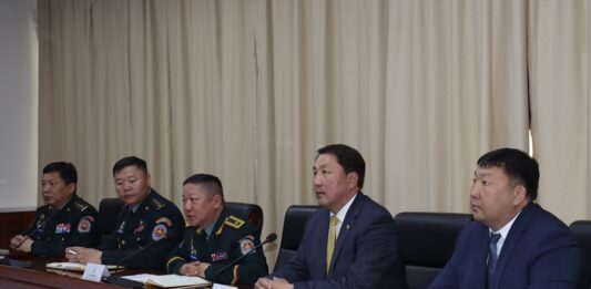 ХИЛИЙН ЧАНАДАД ҮҮРЭГ ГҮЙЦЭТГЭЖ БУЙ ЦЭНХЭР ДУУЛГАТНУУДАА БАЯР ХҮРГЭЖ, АМЖИЛТ ХҮСЛЭЭ