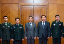 БНХАУ-ЫН ЭЛЧИН САЙД НОЁН ЦАЙ ВЭНЬРУЙГ ХҮЛЭЭН АВЧ УУЛЗАВ