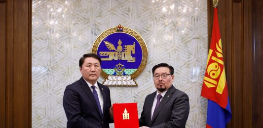 ХУУЛИЙН ТӨСЛҮҮДИЙГ ӨРГӨН БАРИЛАА