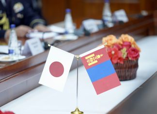ЯПОН УЛСЫН ӨӨРИЙГӨӨ ХАМГААЛАХ ХҮЧНИЙ НЭГДСЭН ШТАБЫН ДАРГА 11 ЖИЛИЙН ДАРАА МОНГОЛ УЛСАД АЛБАН ЁСНЫ АЙЛЧЛАЛ ХИЙЖ БАЙНА