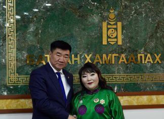 ТӨРИЙН ДЭЭД, ОДОН МЕДАЛИАР ШАГНАЛАА