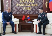 ХАМТЫН АЖИЛЛАГААНЫ АСУУДЛААР САНАЛ СОЛИЛЦЛОО