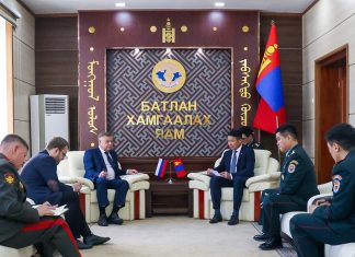 ОХУ-ААС МОНГОЛ УЛСАД СУУГАА ЭЛЧИН САЙДЫГ БАТЛАН ХАМГААЛАХЫН САЙД Д.БАТЛУТ ХҮЛЭЭН АВЧ УУЛЗАВ