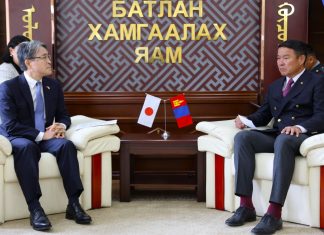 БАТЛАН ХАМГААЛАХЫН САЙД Д.БАТЛУТ ЯПОН УЛСААС МОНГОЛ УЛСАД СУУГАА ОНЦ БӨГӨӨД БҮРЭН ЭРХТ ЭЛЧИН САЙД ИГАВАХАРА МАСАРҮГ ХҮЛЭЭН АВЧ УУЛЗАВ