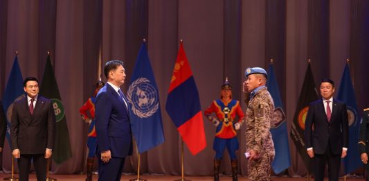 БНӨСУ-д Энхийг сахиулах ажиллагаанд үүрэг гүйцэтгэсэн 14 дүгээр ээлжийн цэргийн багийн бие бүрэлдэхүүнийг төрийн одон, медалиар шагналаа