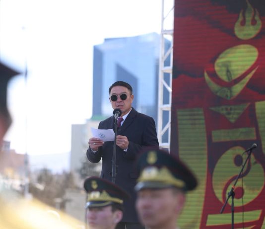 РЧИН ЦАГИЙН ЗЭВСЭГТ ХҮЧНИЙ 105 ЖИЛИЙН ОЙД ЗОРИУЛСАН ЗЭВСЭГ, ТЕХНИКИЙН ҮЗЭСГЭЛЭН СҮХБААТАРЫН ТАЛБАЙД ДЭЛГЭГДЛЭЭ